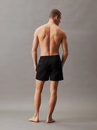 Medium Drawstring fra Calvin Klein i Sort