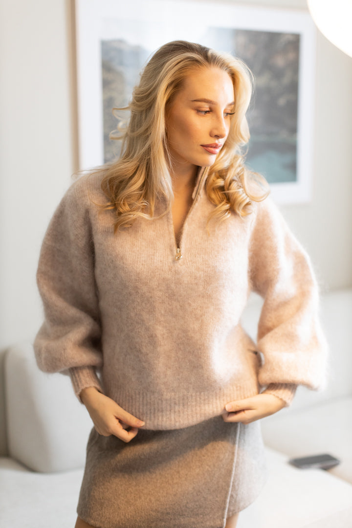 Li Chunky Sweater - Beige